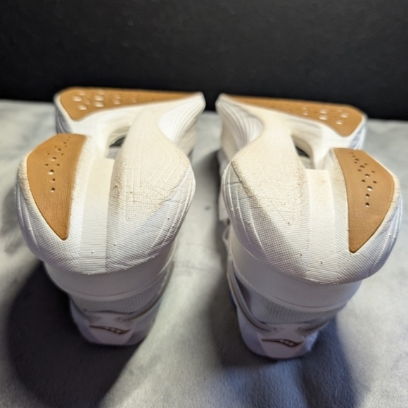 Saucony endorphins elite size 7.5 like new - Picture 3 of 3